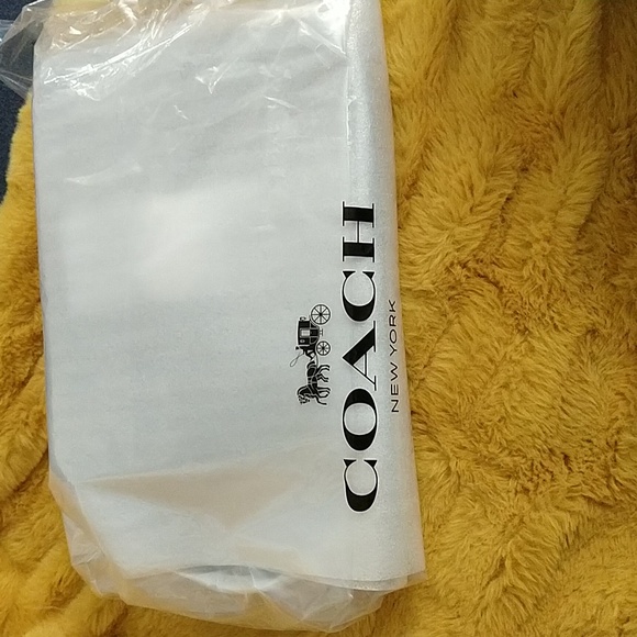 🆕 COACH Genuine Leather Small Camo Purse - Picture 16 of 16